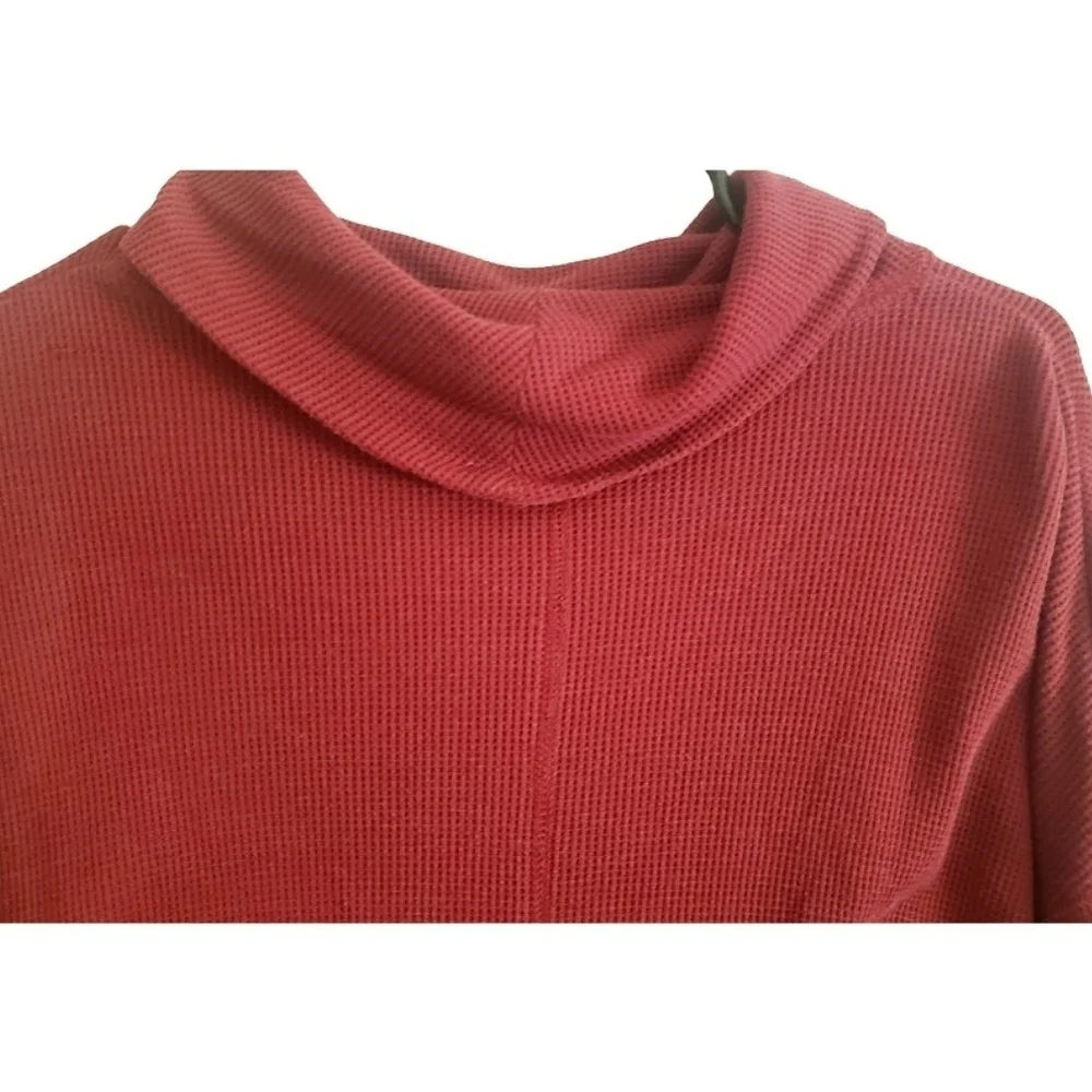 Sanctuary Top Red Waffle Knit Womens M Sweater Minimalistic Turtleneck Pullover